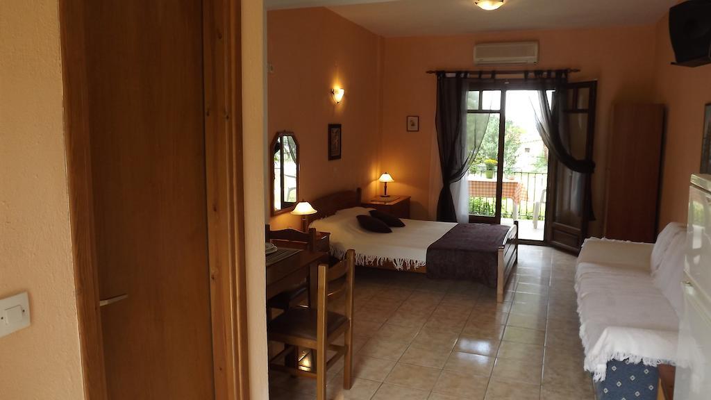 Pefka Studios & Apartments Vourvourou Cameră foto